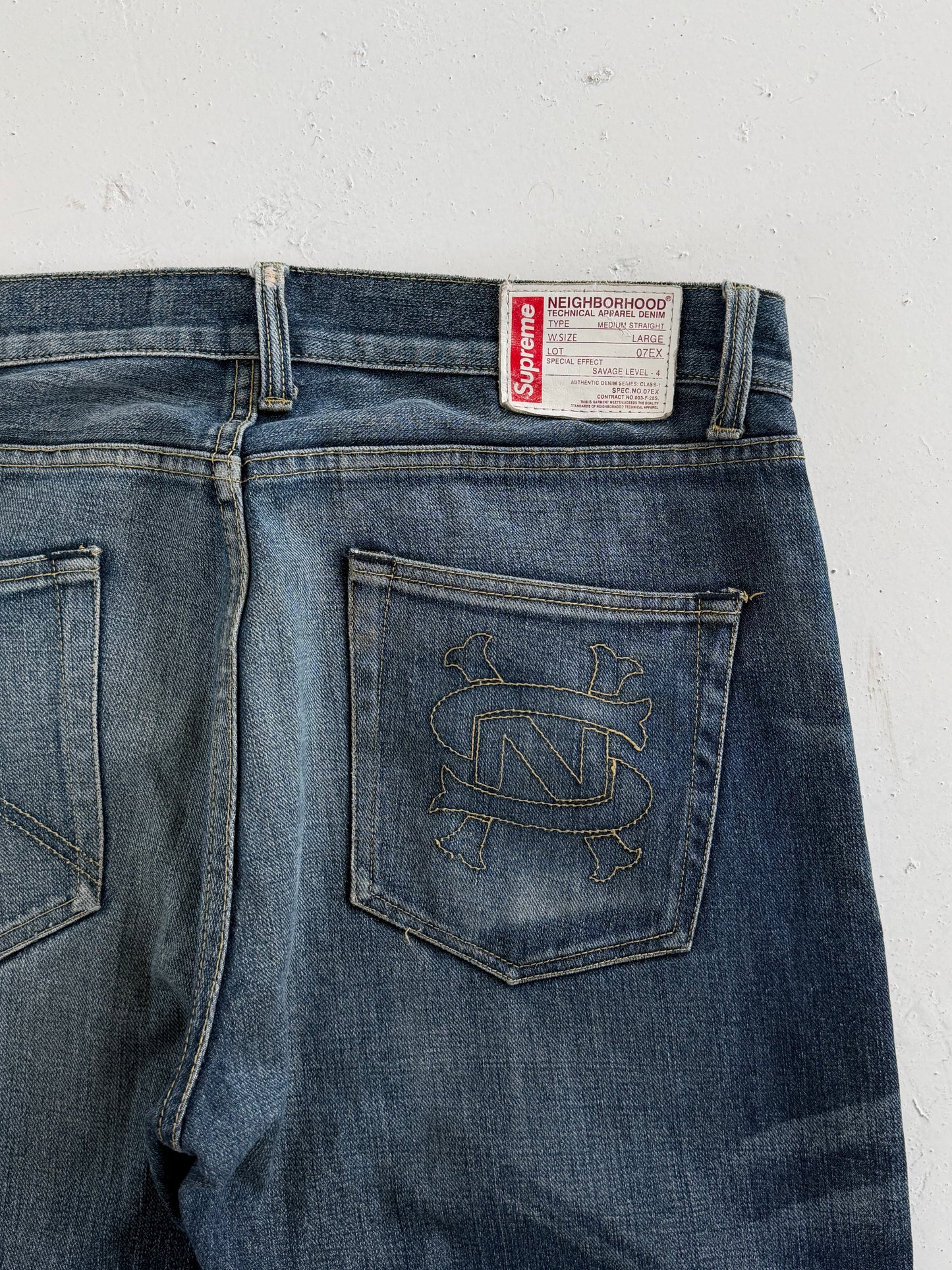 '08 Supreme X Neighbourhood 'Savaged' Selvedge Denim Jeans (34)