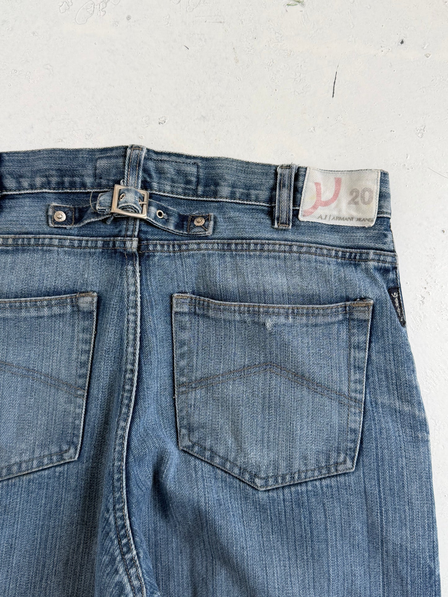 00s Armani Jeans Loose Fit J09 Indigo Buckle Back Jeans (32)