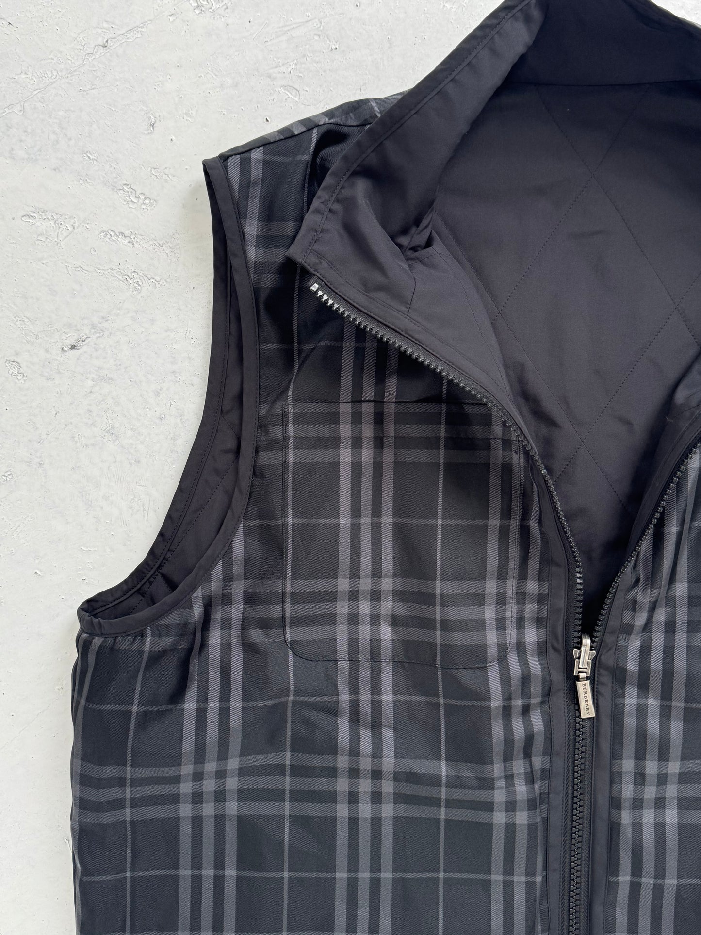 Burberry Golf Reversible Nova Check Nylon Gilet (M)