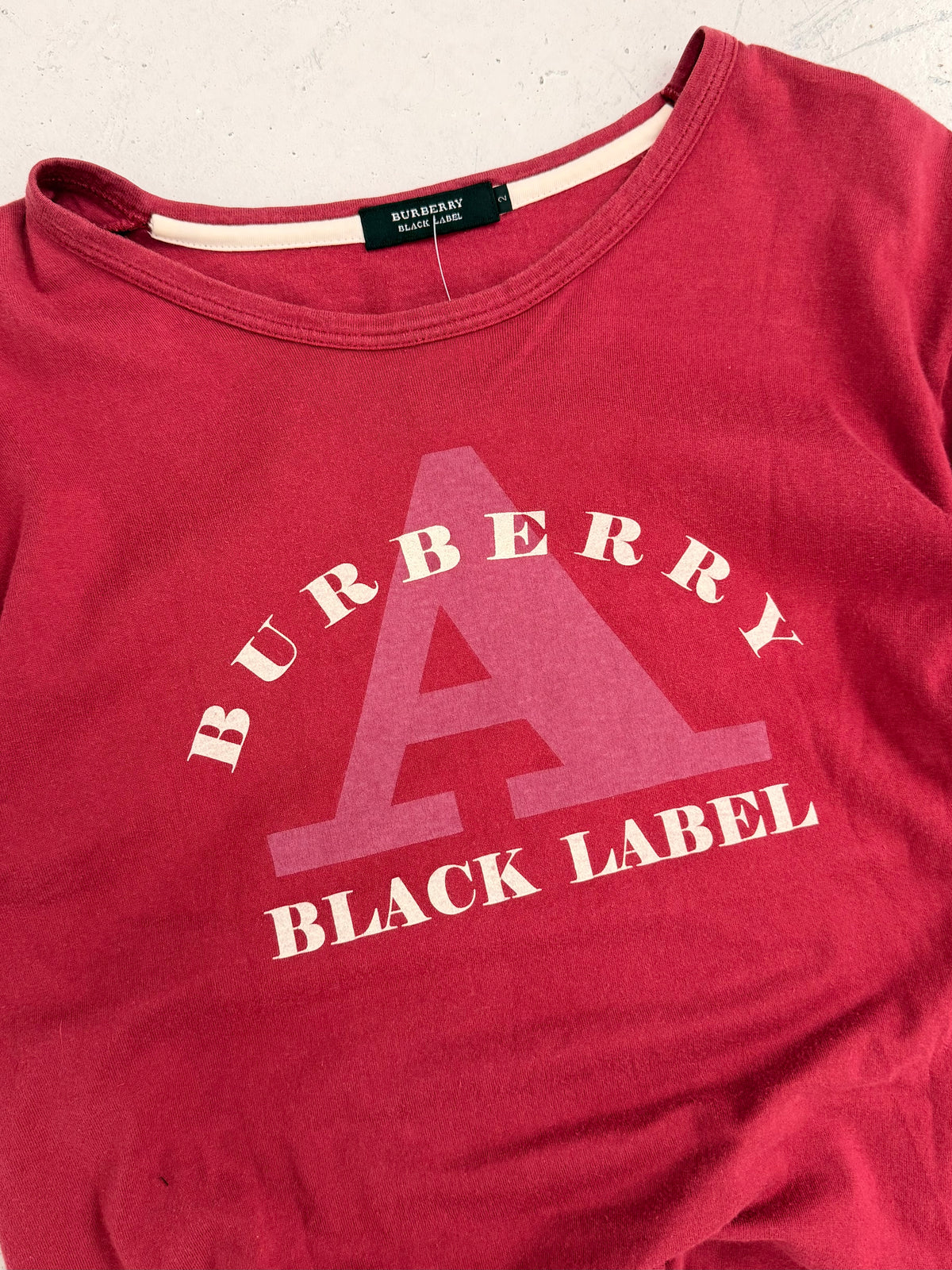 ‘00s Burberry Black Label Graphic T-Shirt (S)