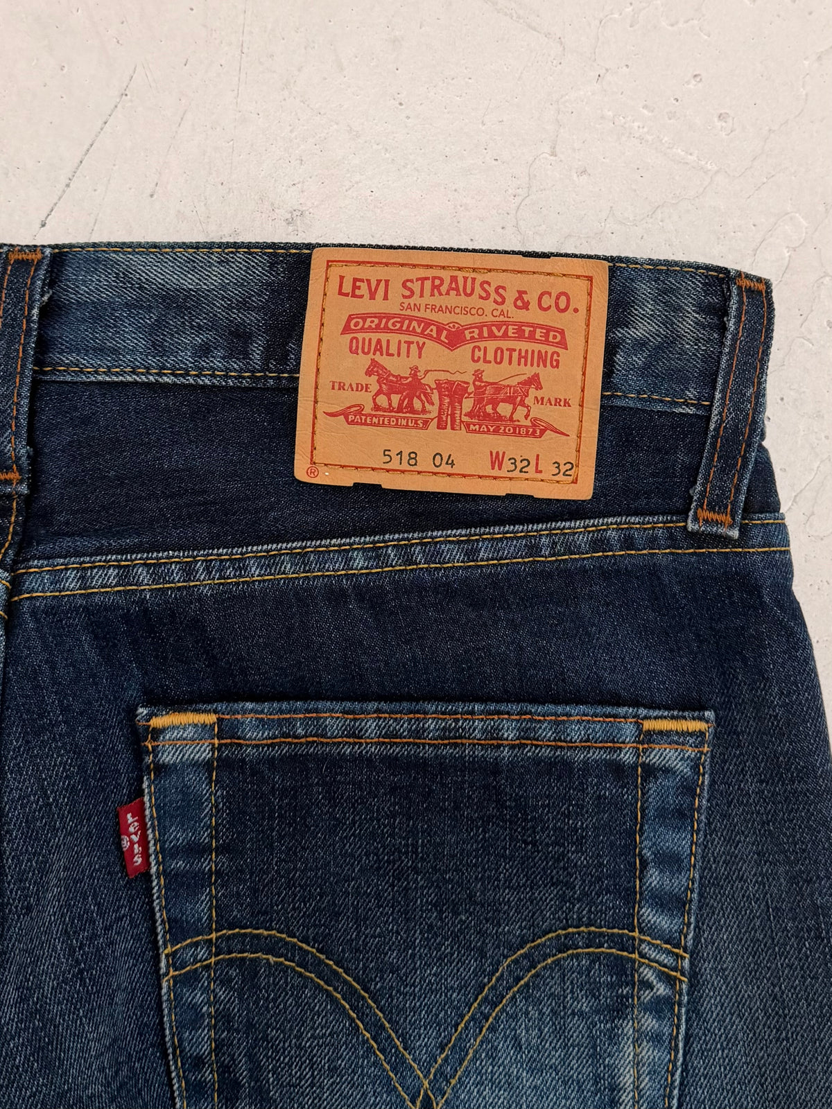 ‘00s Levi’s 518 04 Bootcut Jeans (32x32)