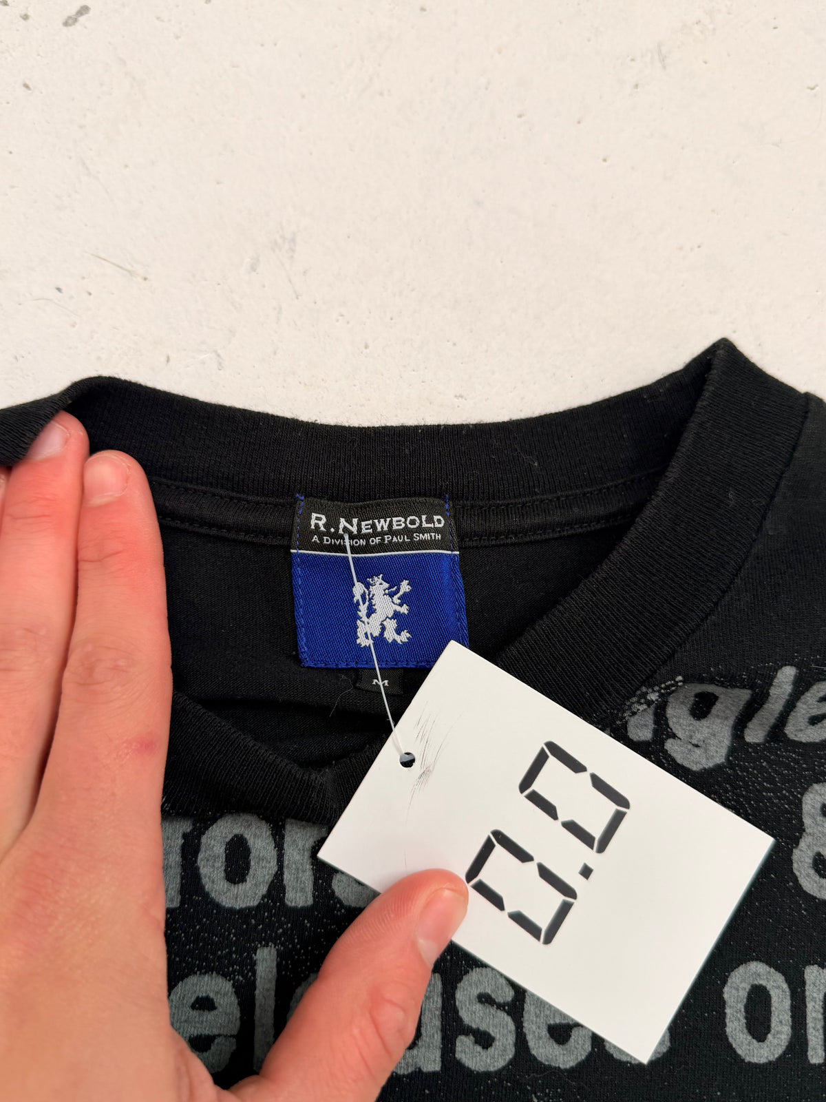 ‘00s R.Newbold Graphic Tee (M)