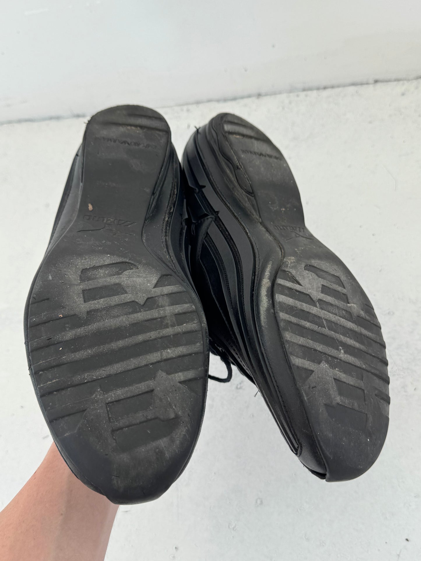 '06 Emporio Armani X Mizuno 'Eagle' Leather Sneaker (UK 11)