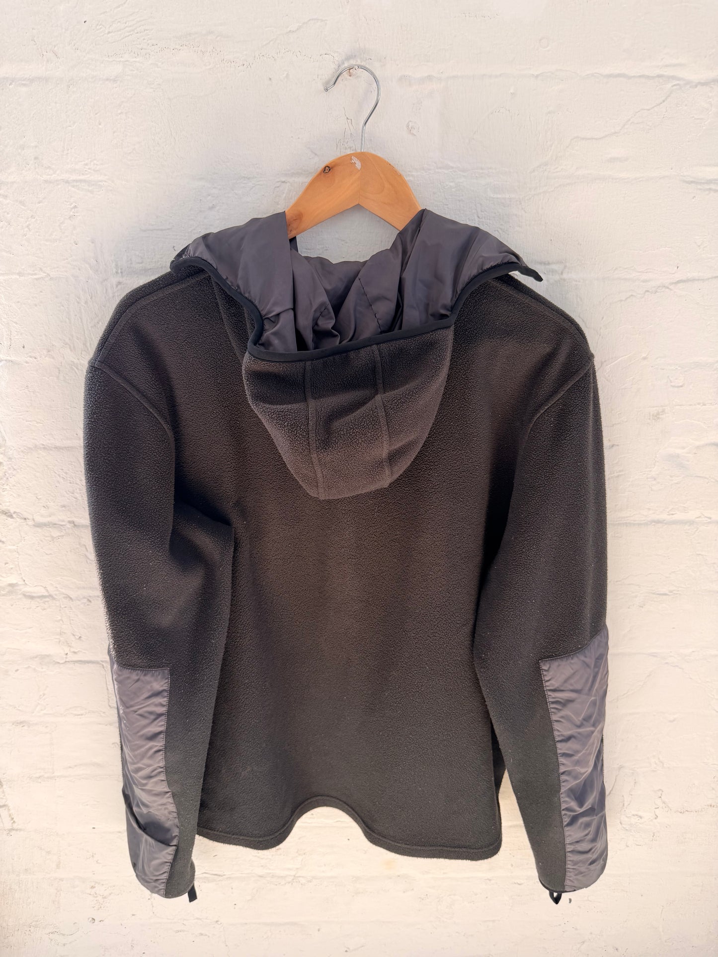 '00s Prada Sport Ninja Hood Fleece  (M/L)
