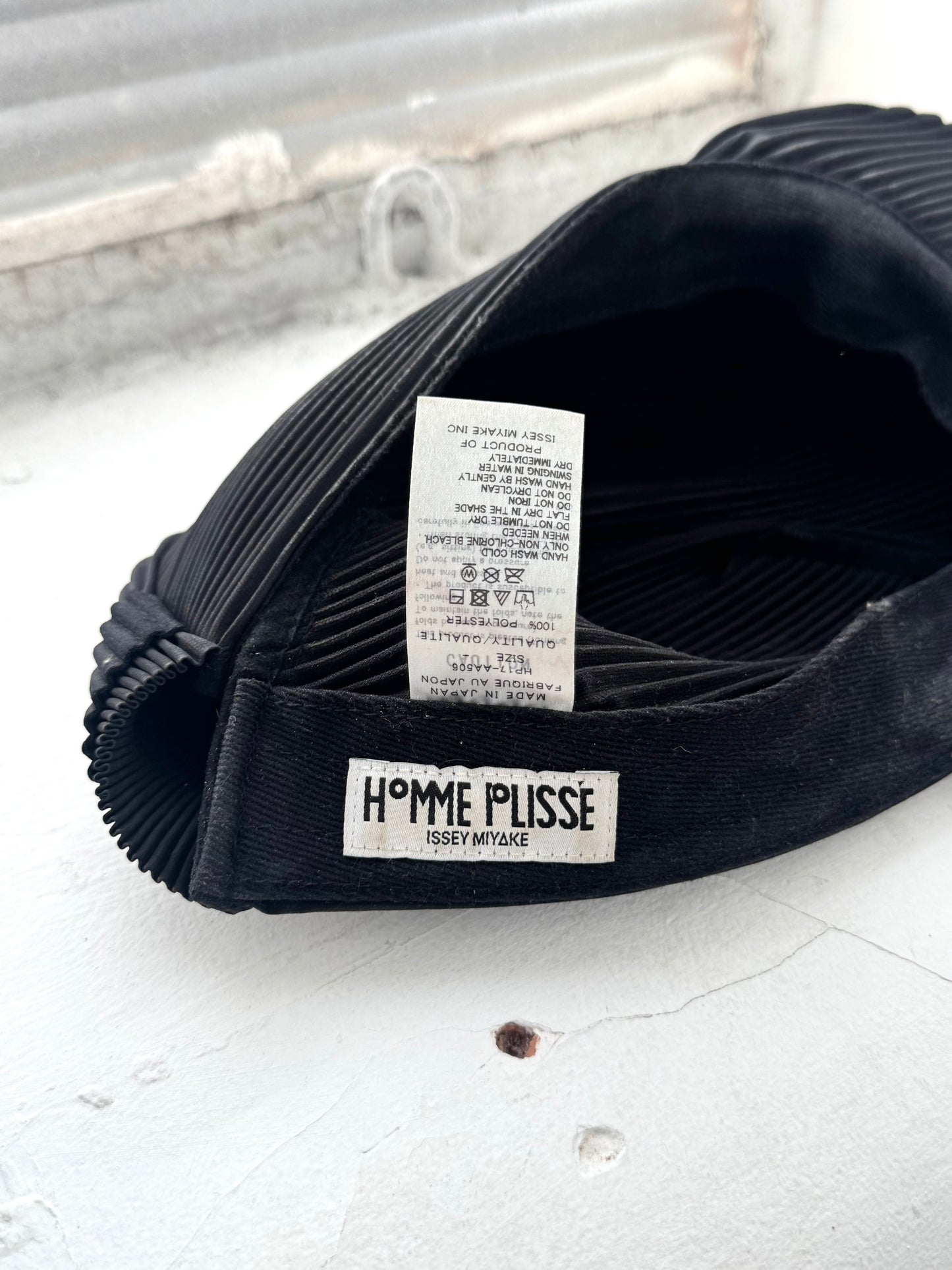 Issey Miyake Homme Please Cap