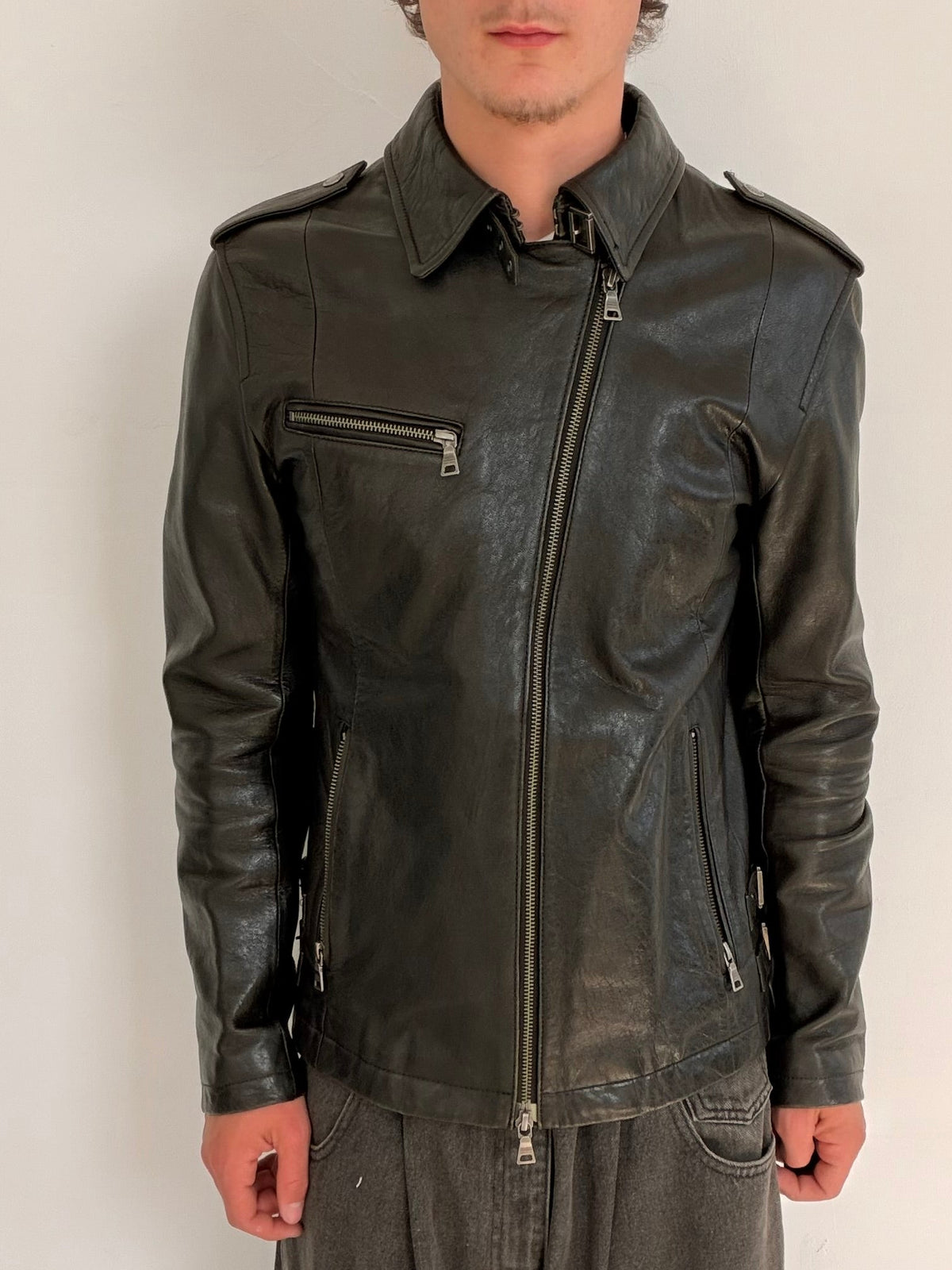 ‘00s Burberry Black Label Leather Jacket (M)